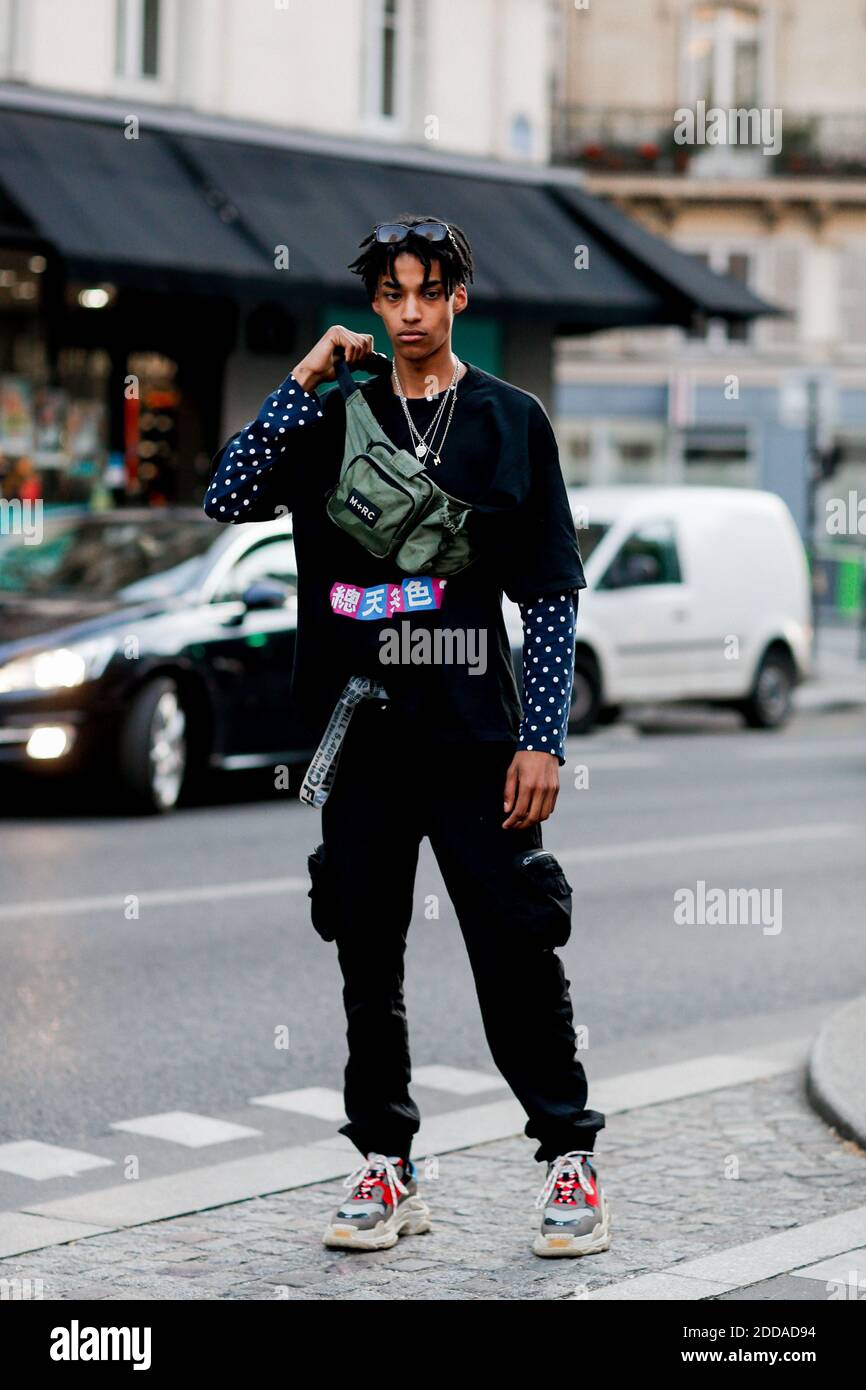 Street style model Tristan Cole after Kenzo Spring Summer 2019 menswear show held at Maison de la Mutualite in Paris France on June 24th 2018. Photo by Marie Paola Bertrand Hillion ABACAPRESS.COM Stoc...