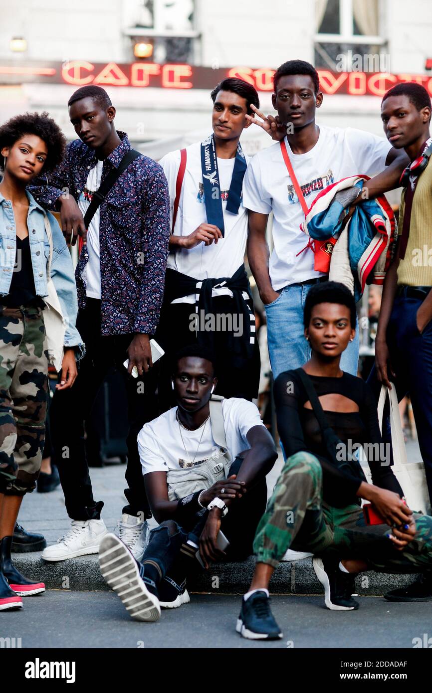 Street style models after Kenzo Spring Summer 2019 menswear show held at Maison de la Mutualite in Paris France on June 24th 2018. Photo by Marie Paola Bertrand Hillion ABACAPRESS.COM Stock Photo Alam...