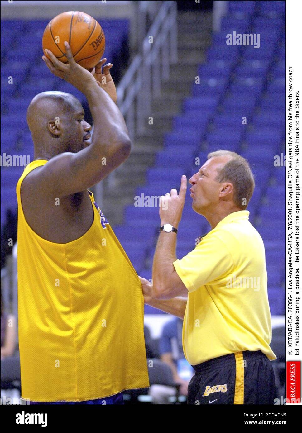 Shaquille o'neal lakers finals hires stock photography and images Alamy