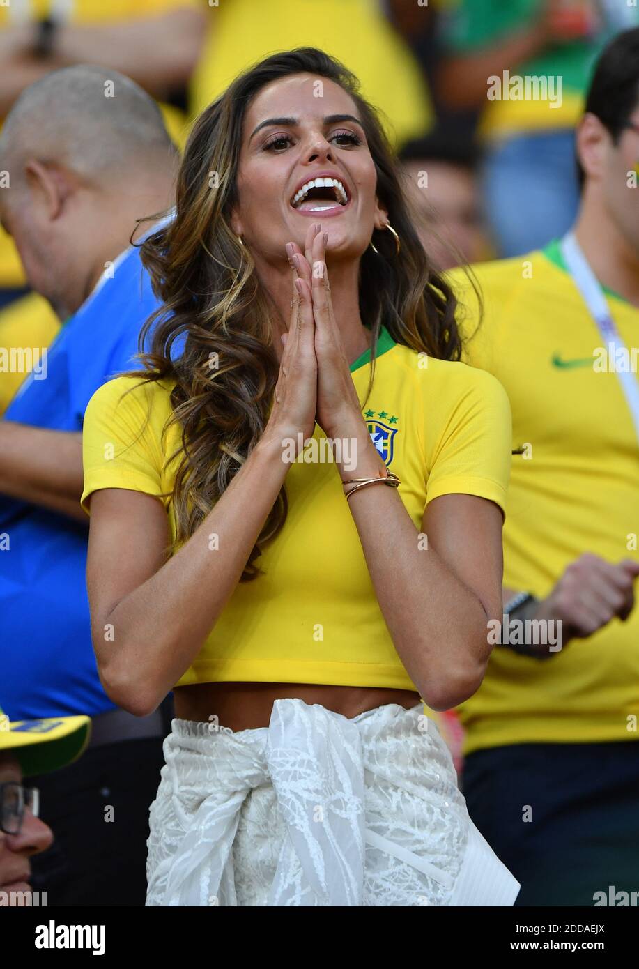 Supermodel Izabel Goulart, girlfriend of Germany’s goalkeeper Kevin