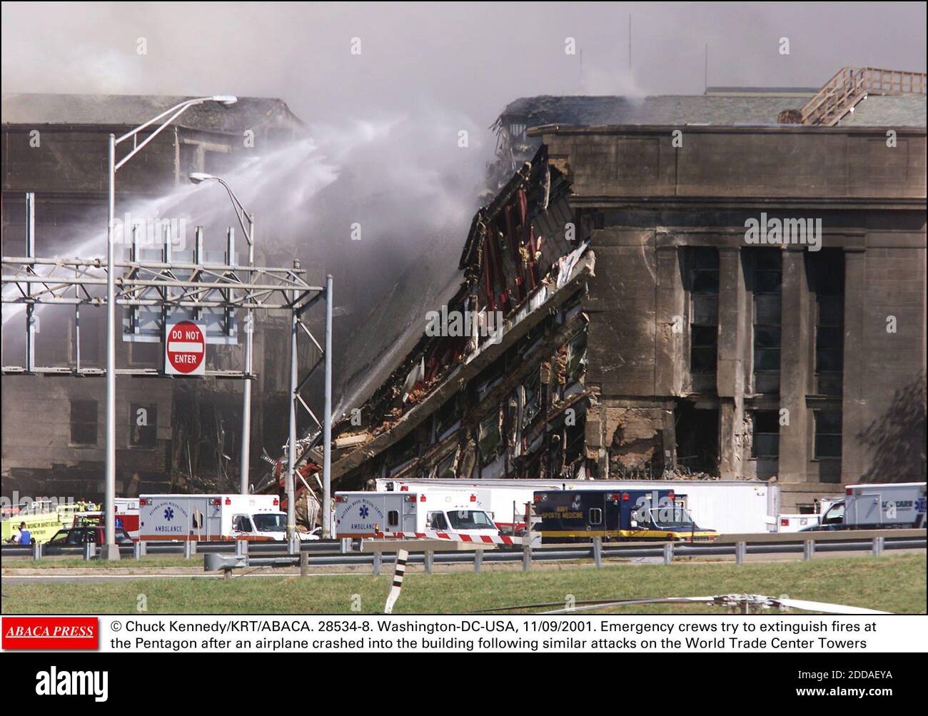 Wtc Fire NO FILM, NO VIDEO, NO TV, NO DOCUMENTARY - © Chuck Kennedy/KRT/ABACA ...
