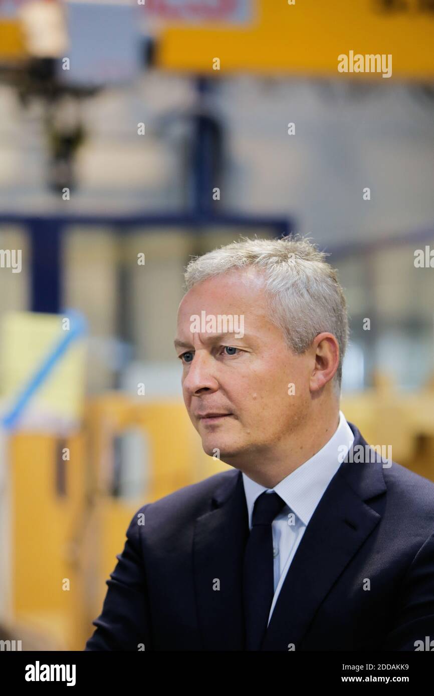 The Minister of Economy and Finance, Bruno Le Maire visits the shipyard CNB Yatch Benetau company, on September 22, 2018 in Bordeaux .Photo by Thibaud MORITZ ABACAPRESS.COM Stock Photo