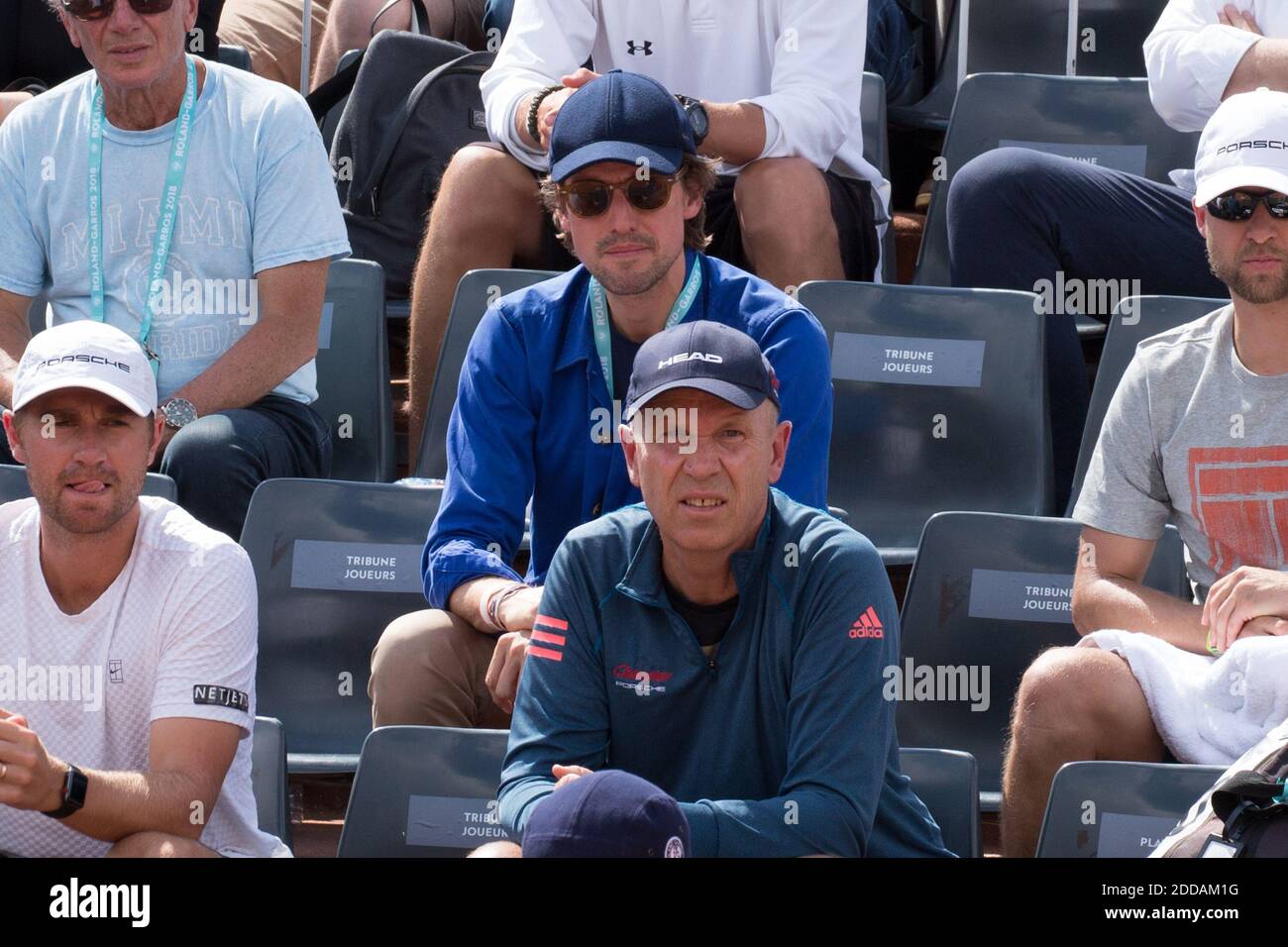 maria-sharapova-s-boyfriend-mr-alexander-gilkes-in-action-french-tennis