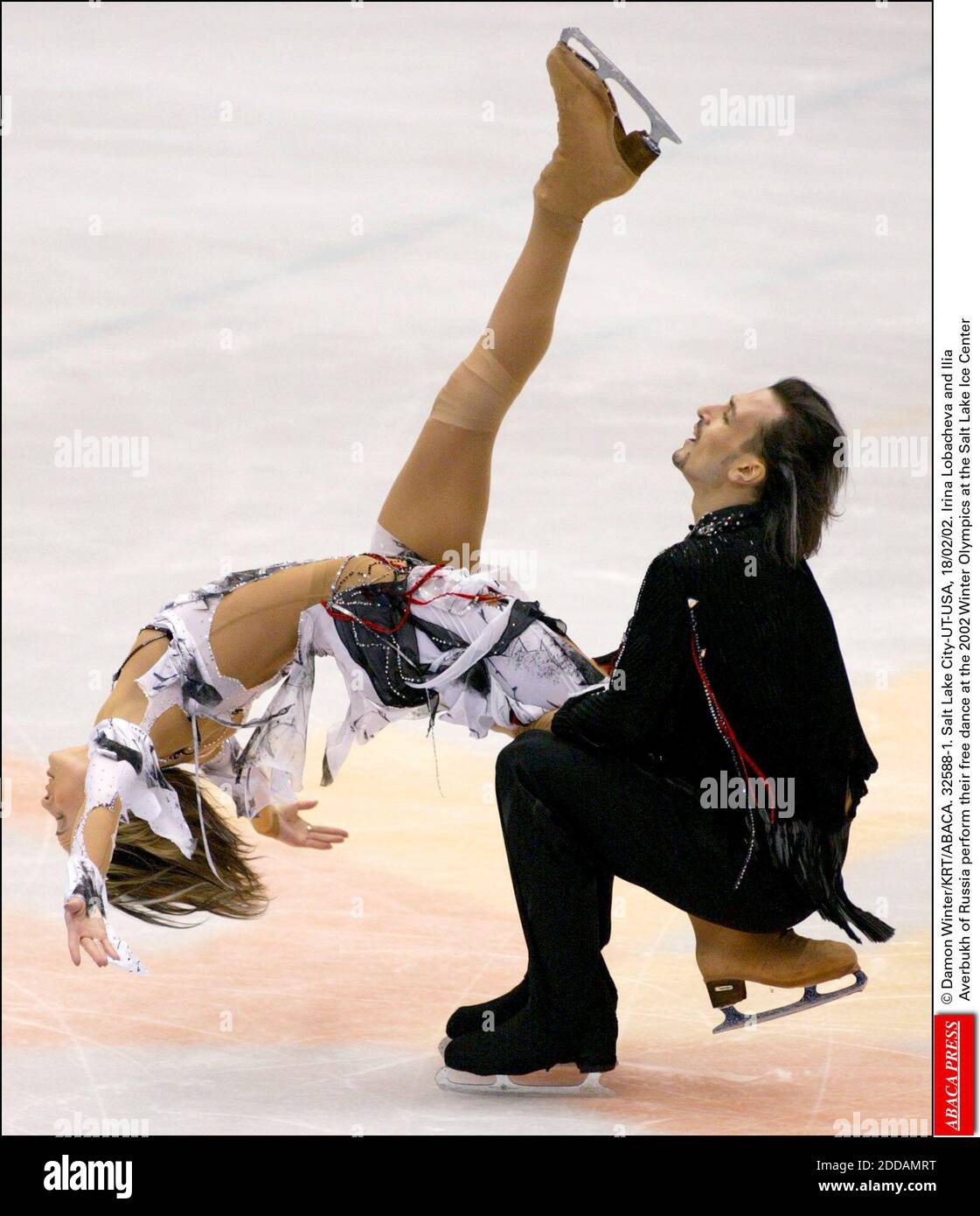 Men uning klitorini orgazmga olib keldim va u keldi