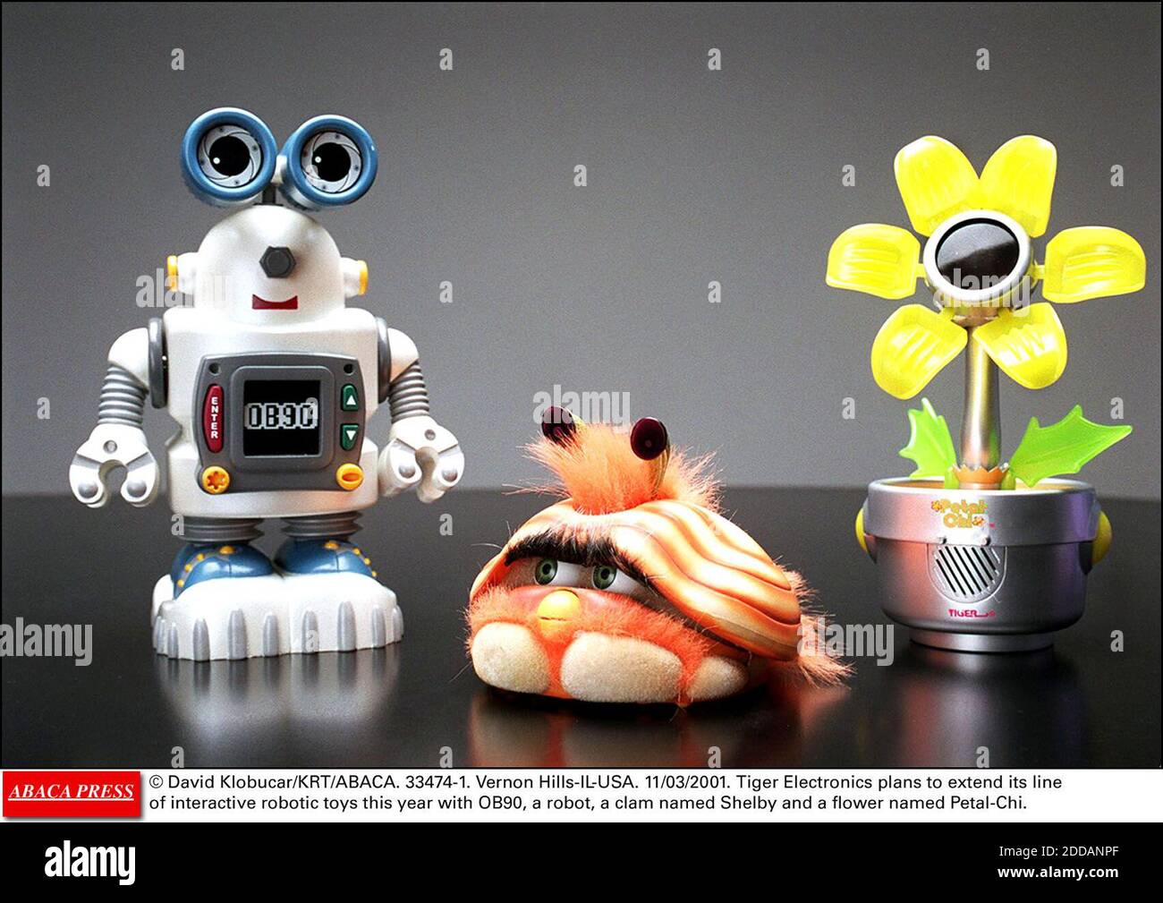 NO FILM, NO VIDEO, NO TV, NO DOCUMENTARY - © David Klobucar/KRT/ABACA.  33474-1. Vernon Hills-IL-USA. 11/03/2001. Tiger Electronics plans to extend  its line of interactive robotic toys this year with OB90, a