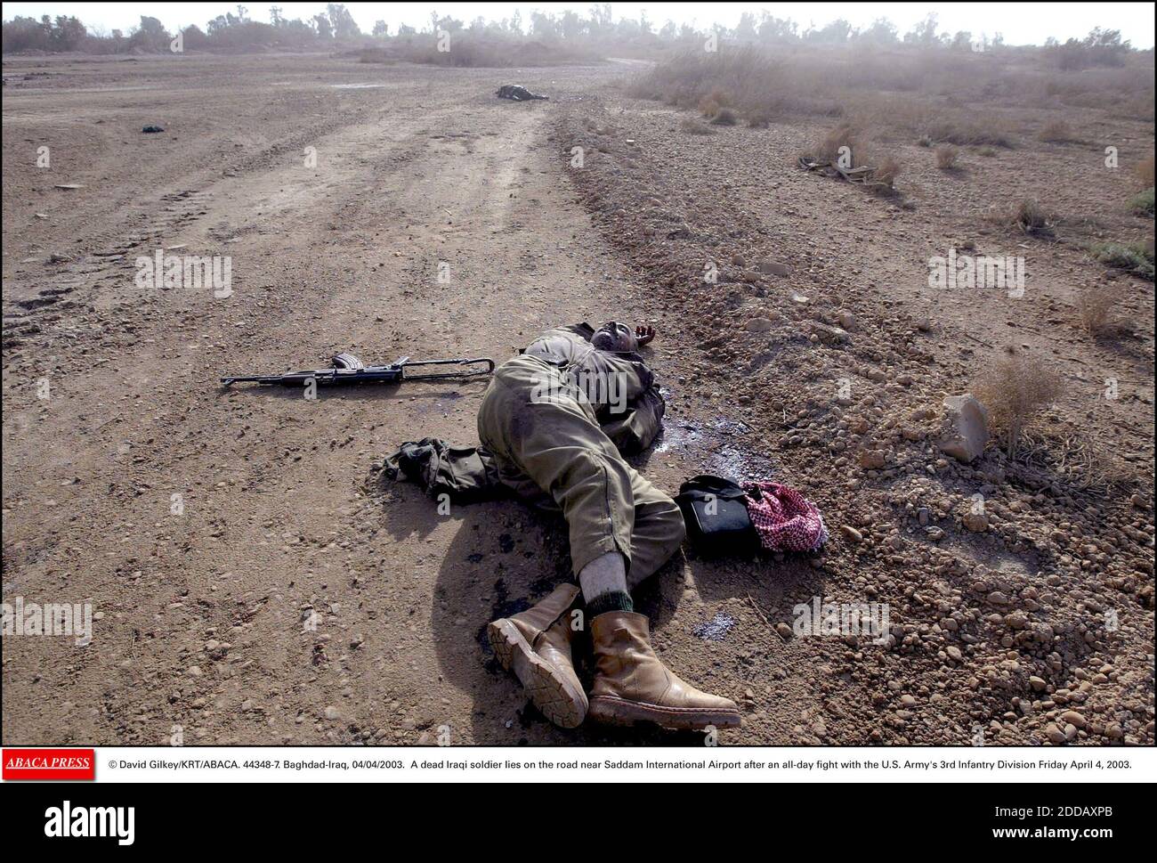 Dead iraqi soldier hi-res stock photography and images - Alamy
