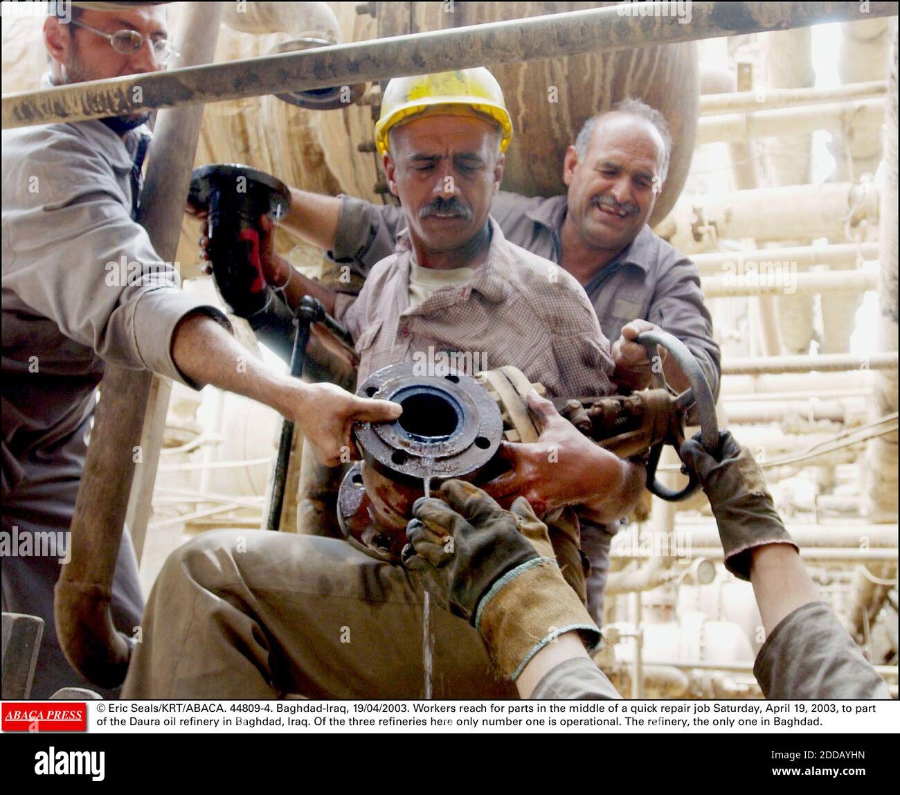 Iraq war april 2003 baghdad hires stock photography and images Alamy