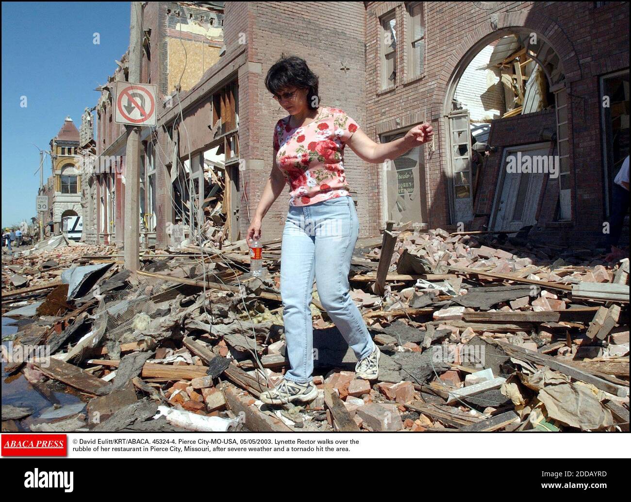 Immeuble restaurant hires stock photography and images Alamy