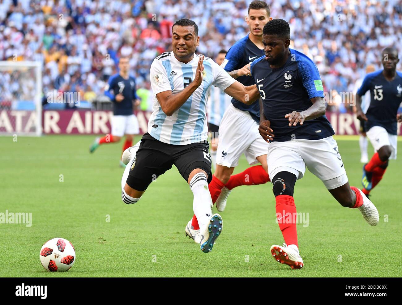 2018 world cup france v argentina hi-res stock photography and images ...