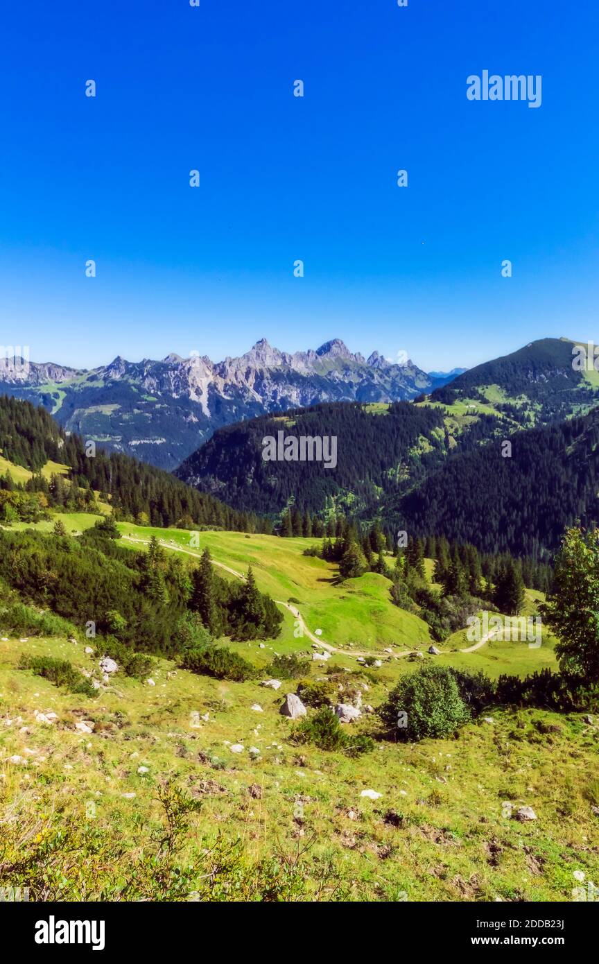Blue mountains valley hi-res stock photography and images - Alamy