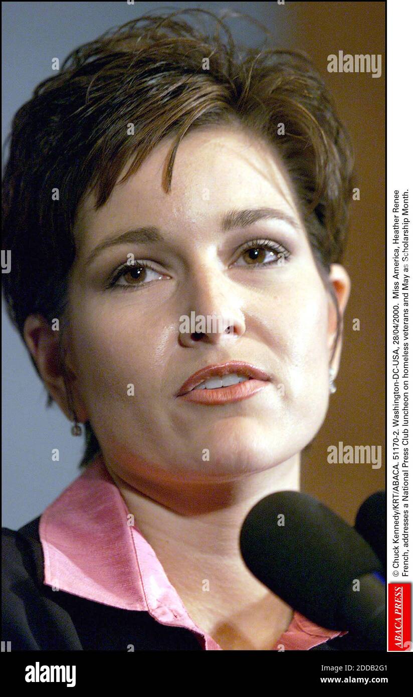 NO FILM, NO VIDEO, NO TV, NO DOCUMENTARY - © Chuck Kennedy/KRT/ABACA. 51170-2. Washington-DC-USA, 28/04/2000. Miss America, Heather Renee French, addresses a National Press Club luncheon on homeless veterans and May as Scholarship Month. Stock Photo