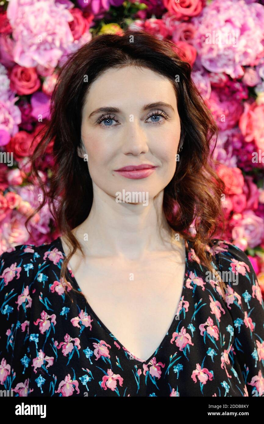 Carice Van Houten attending the Schiaparelli Haute Couture Paris
