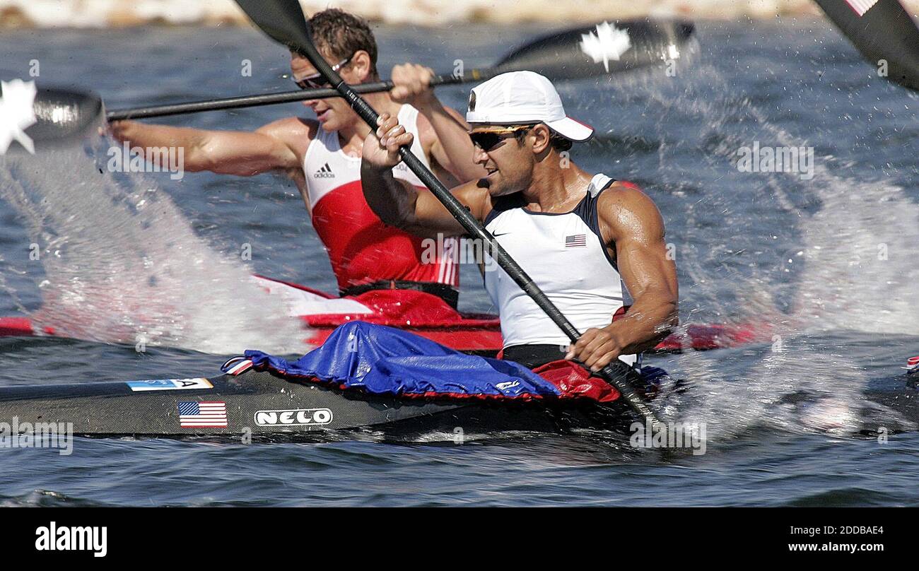 NO FILM, NO VIDEO, NO TV, NO DOCUMENTARY - USA's Rami Zur competes in the Men's Double Kayak 500 Meters at the Schinias Olympic Rowing and Canoeing Centre during the 2004 Olympic Games Tuesday, August 24, 2004. Photo by Nhat V. Meyer/San Jose Mercury News/KRT/ABACA Stock Photo