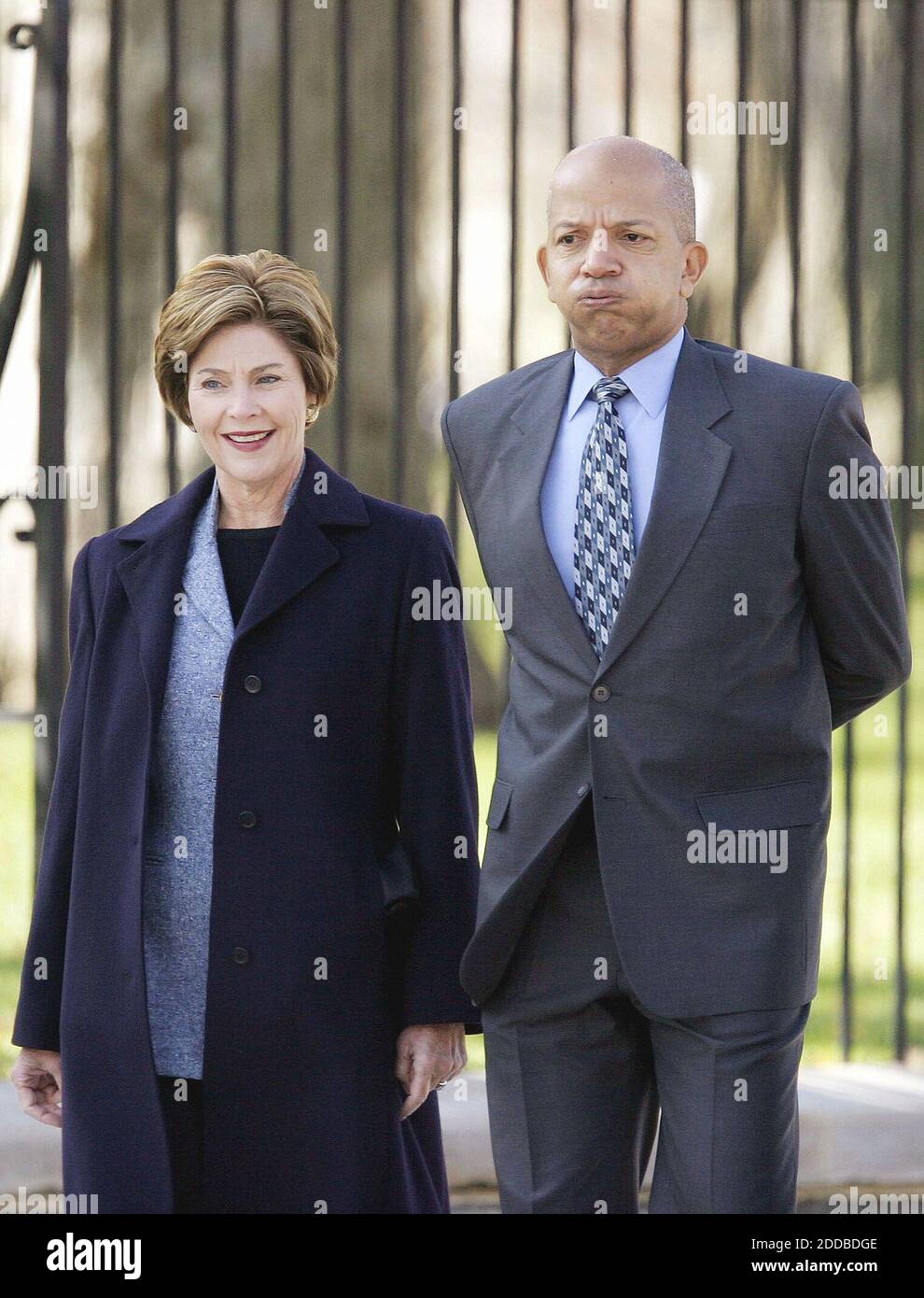 NO FILM, NO VIDEO, NO TV, NO DOCUMENTARY - Mrs. Laura Bush is joined by Tony Williams, Mayor of Washington, D.C., in front of the White House during a ceremony to re-open Pennsylvania Avenue to pedestrian traffic, on November 9, 2004, in Washington, D.C, USA. Photo by Chuck Kennedy/US News Story Slugged/KRT/ABACA. Stock Photo