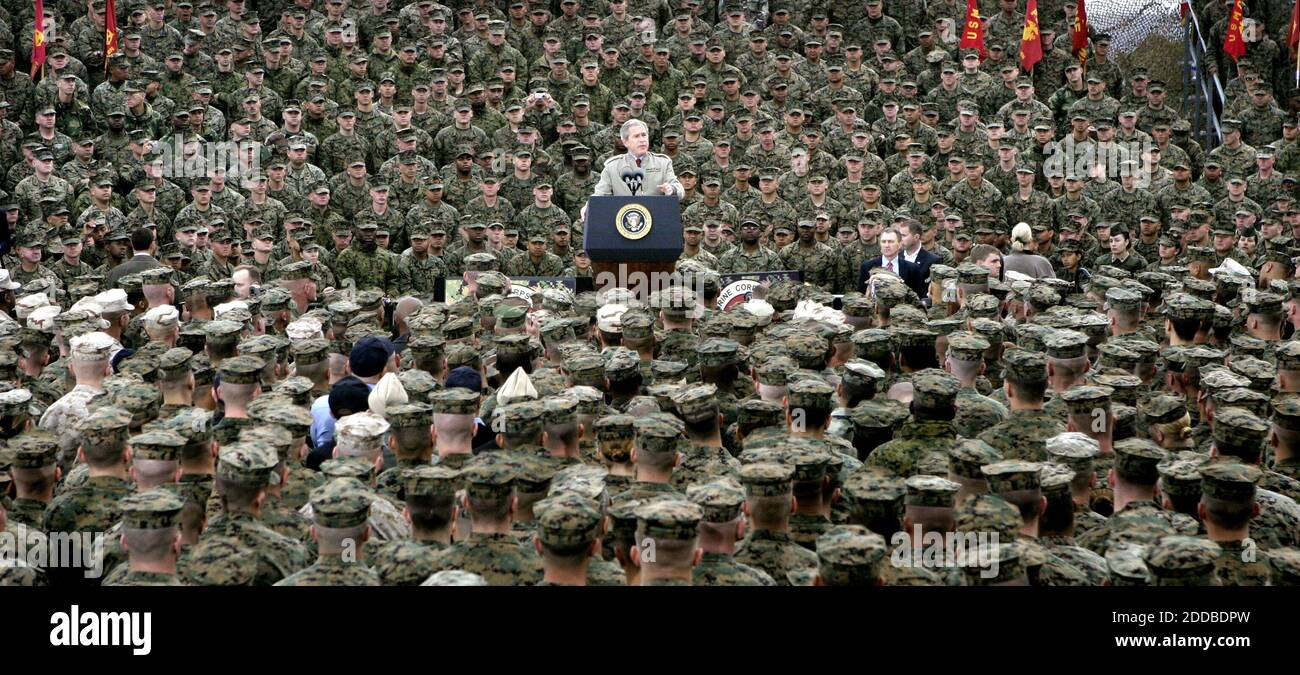 NO FILM, NO VIDEO, NO TV, NO DOCUMENTARY - U.S. President George W. Bush speaks to U.S. Marines during a visit to Camp Pendleton, California on December 7, 2004. Bush thanked the Marines for their service in Iraq on the 63rd anniversary of the bombing of Pearl Harbor. Photo by Richard Koci Hernandez/San Jose Mercury/KRT/ABACA. Stock Photo