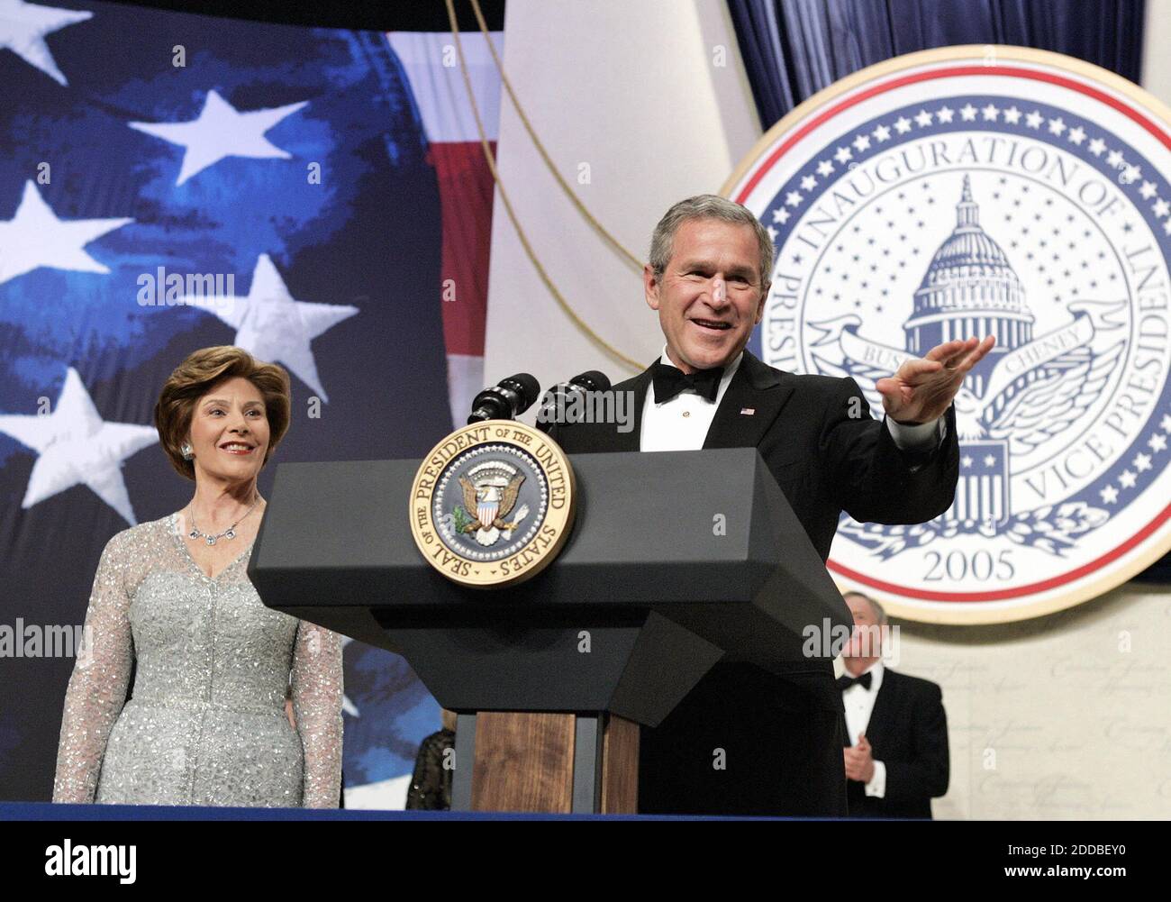 NO FILM, NO VIDEO, NO TV, NO DOCUMENTARY - President George W. Bush and first lady Laura Bush speak at the Texas and Wyoming Inaugural Ball in Washington, DC, USA, on January 20, 2005. Photo by Chuck Kennedy/US News Story Slugged/KRT/ABACA. Stock Photo