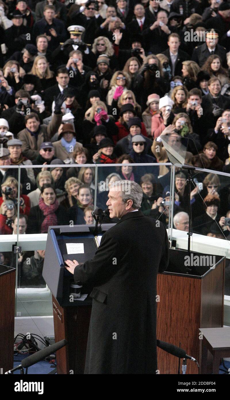 NO FILM, NO VIDEO, NO TV, NO DOCUMENTARY - U.S. President George W. Bush gives his Inauguration Day speech, during the presidential Inauguration ceremony in Washington, DC, USA, on January 20, 2005. Photo by Chuck Kennedy/US News Story Slugged/KRT/ABACA. Stock Photo