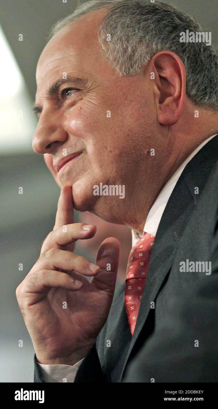 NO FILM, NO VIDEO, NO TV, NO DOCUMENTARY - Deputy Prime Minister of Iraq Ahmed Chalabi speaks at the American Enterprise Institute on November 9, 2005 in Washington, D.C, USA. Photo by Andrew Councill/KRT/ABACAPRESS.COM Stock Photo