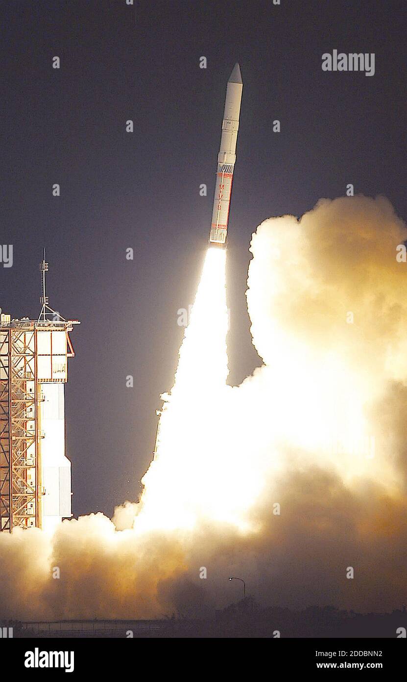 NO FILM, NO VIDEO, NO TV, NO DOCUMENTARY - An M-5 rocket lifts off Wednesday morning, February 22, 2006, in Kagoshima Prefecture, Japan. THe infrared sky surveillor satellite will be used for controlling air traffic and gathering meteorological data. Photo by Yomiuri Shimbun/KRT/ABACAPRESS.COM Stock Photo