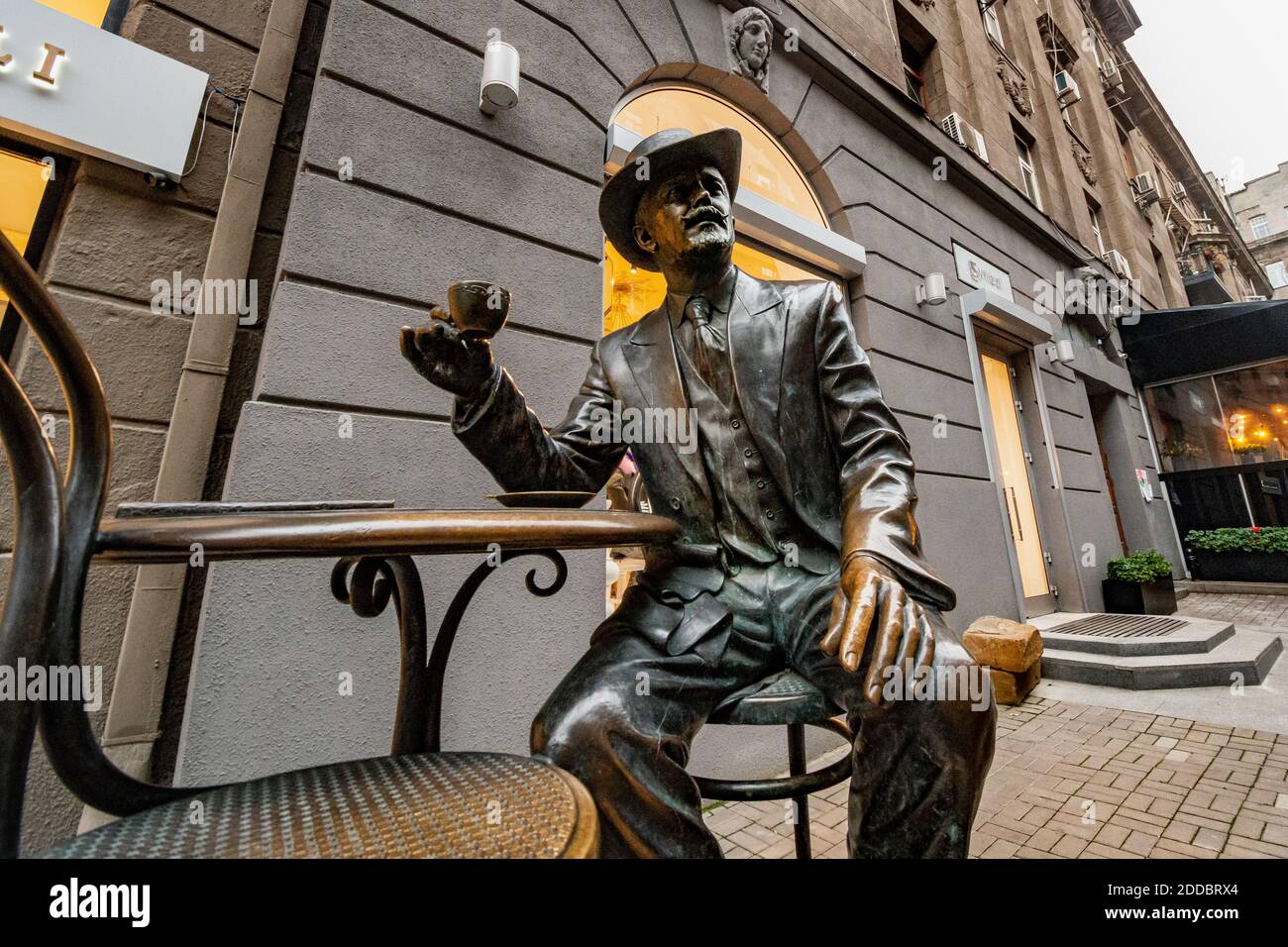 Bronze sculpture in honor of the Polish architect Vladyslav Horodetsky. Work by Volodymyr Shchur, Kiev, Ukraine Stock Photo