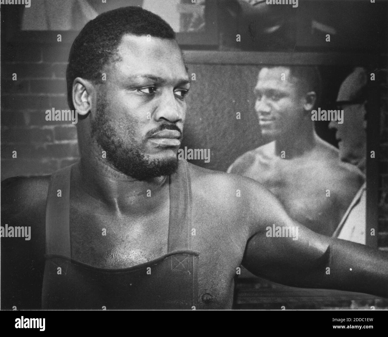 NO FILM, NO VIDEO, NO TV, NO DOCUMENTARY - Pictured in this 1981 file photo, Joe Frazier, the former heavyweight champion, has died. He was 67. Photo by Philadelphia Daily News/MCT/ABACAPRESS.COM Stock Photo