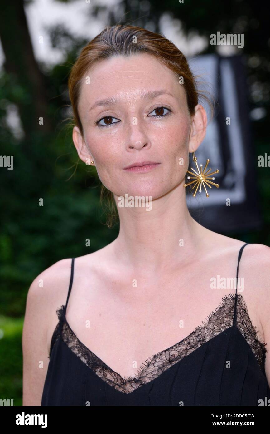 Audrey Marnay assiste au diner de gala des jeunes donateurs du Comite