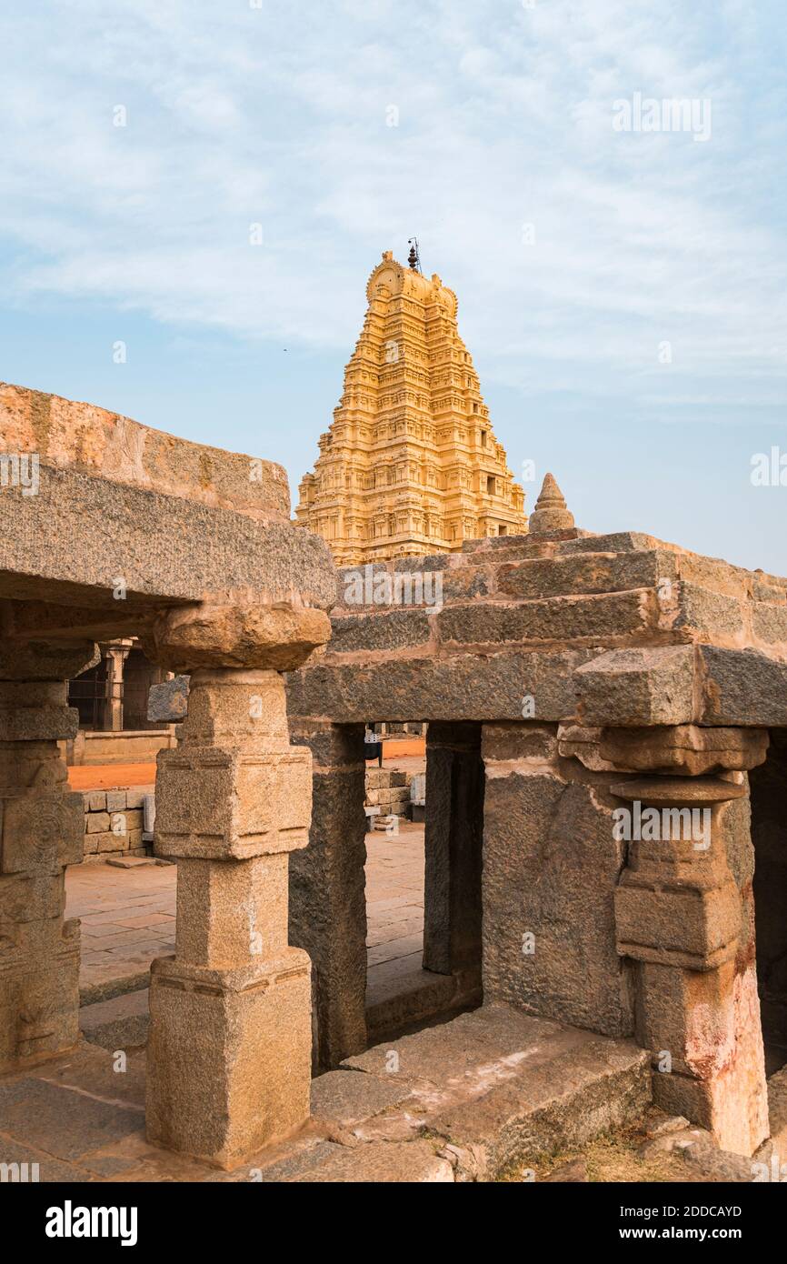 India, Karnataka, Hampi, Architecture of ancient Virupaksha Temple Stock Photo