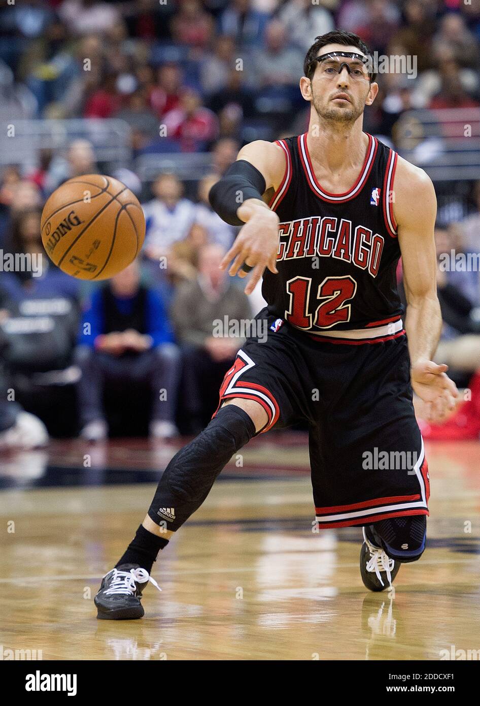 Kirk Hinrich Chicago Bulls 8X10 Photo LIMITED STOCK
