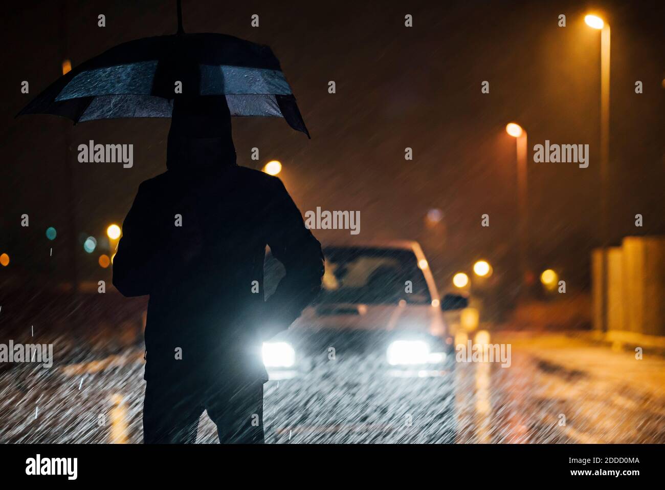 Man waiting in car at night hi-res stock photography and images - Alamy