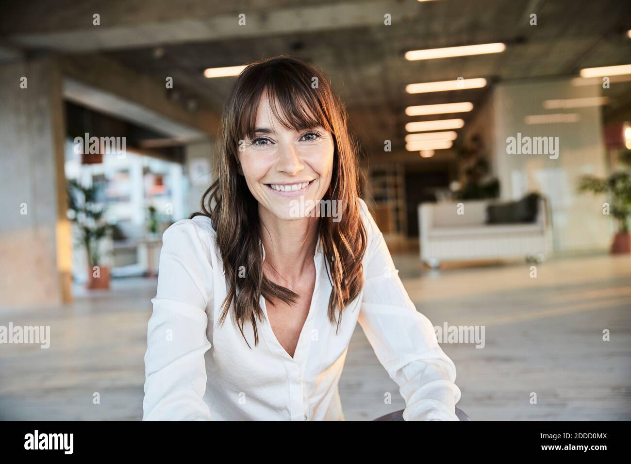Happy mature woman home hi-res stock photography and images - Alamy