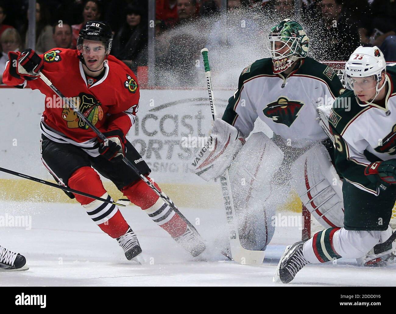 Mikael Granlund #64 (Minnesota Wild) first NHL goal Jan 19, 2013 (Classic  NHL) 