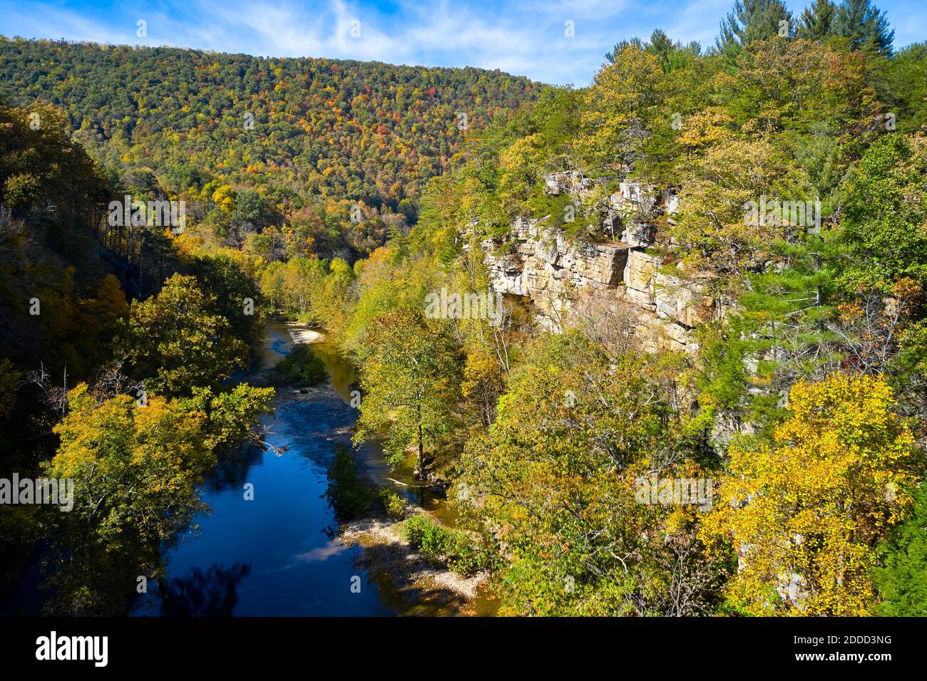 Aerial view of Smoke Hole Canyon and Potomac River in autumn Stock Photo