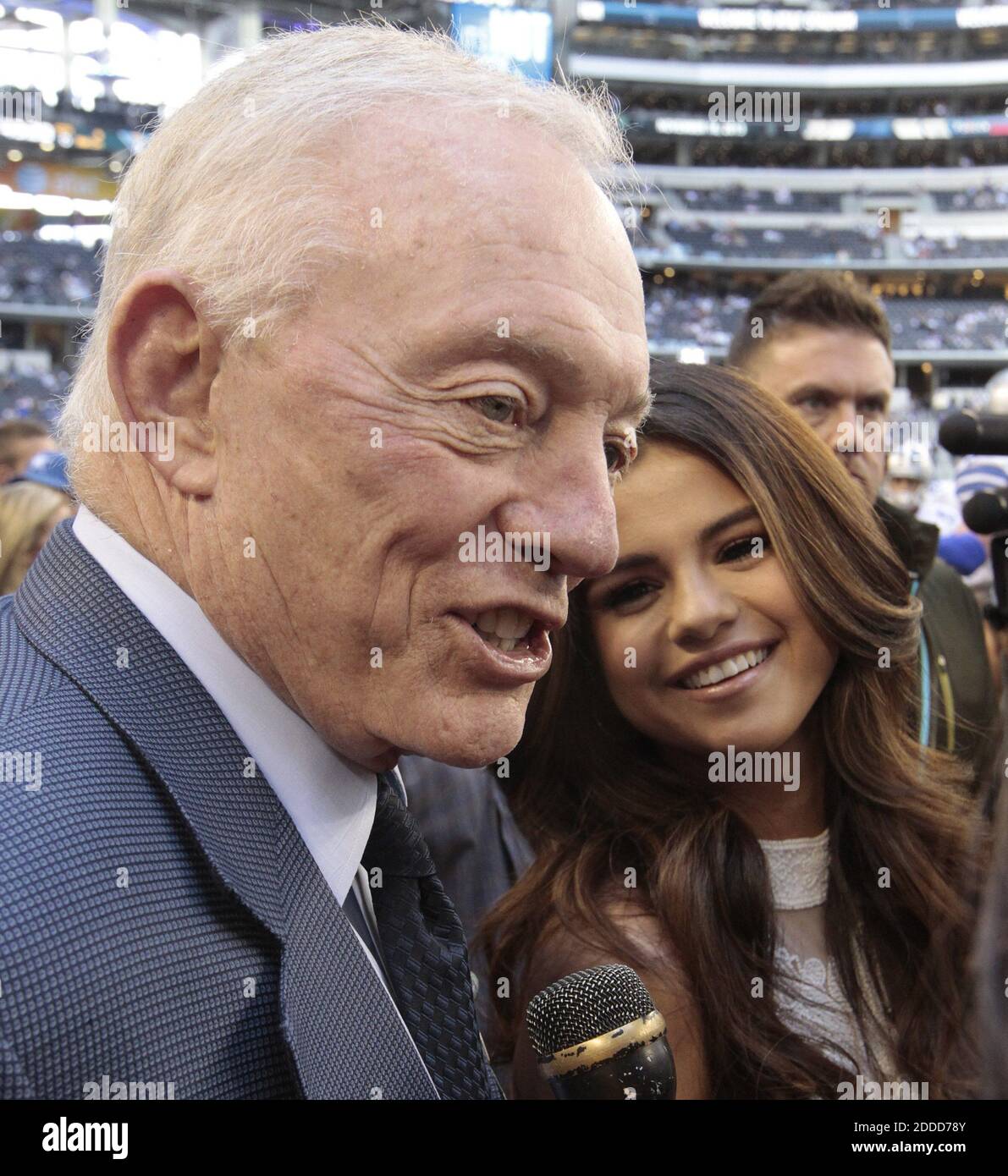 Vikings tv show 2013 hi-res stock photography and images - Alamy