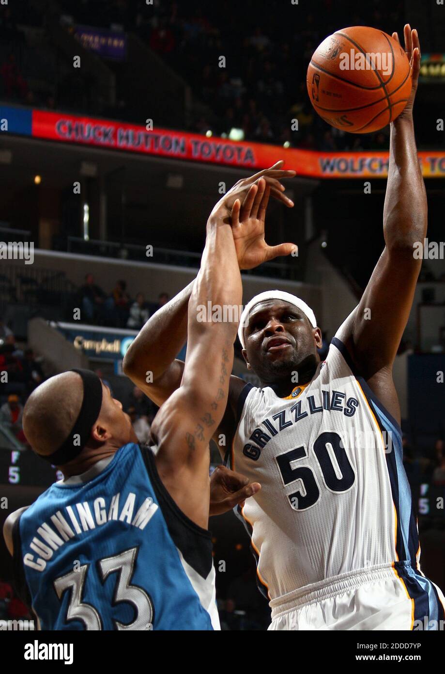 NO FILM, NO VIDEO, NO TV, NO DOCUMENTARY - Memphis Grizzlies forward Zach Randolph (50) is fouled by Minnesota Timberwolves forward Dante Cunningham (33) at the FedExForum in Memphis, TN, USA on December 15, 2013. Photo by Nikki Boertman/The Commercial Appeal/MCT/ABACAPRESS.COM Stock Photo