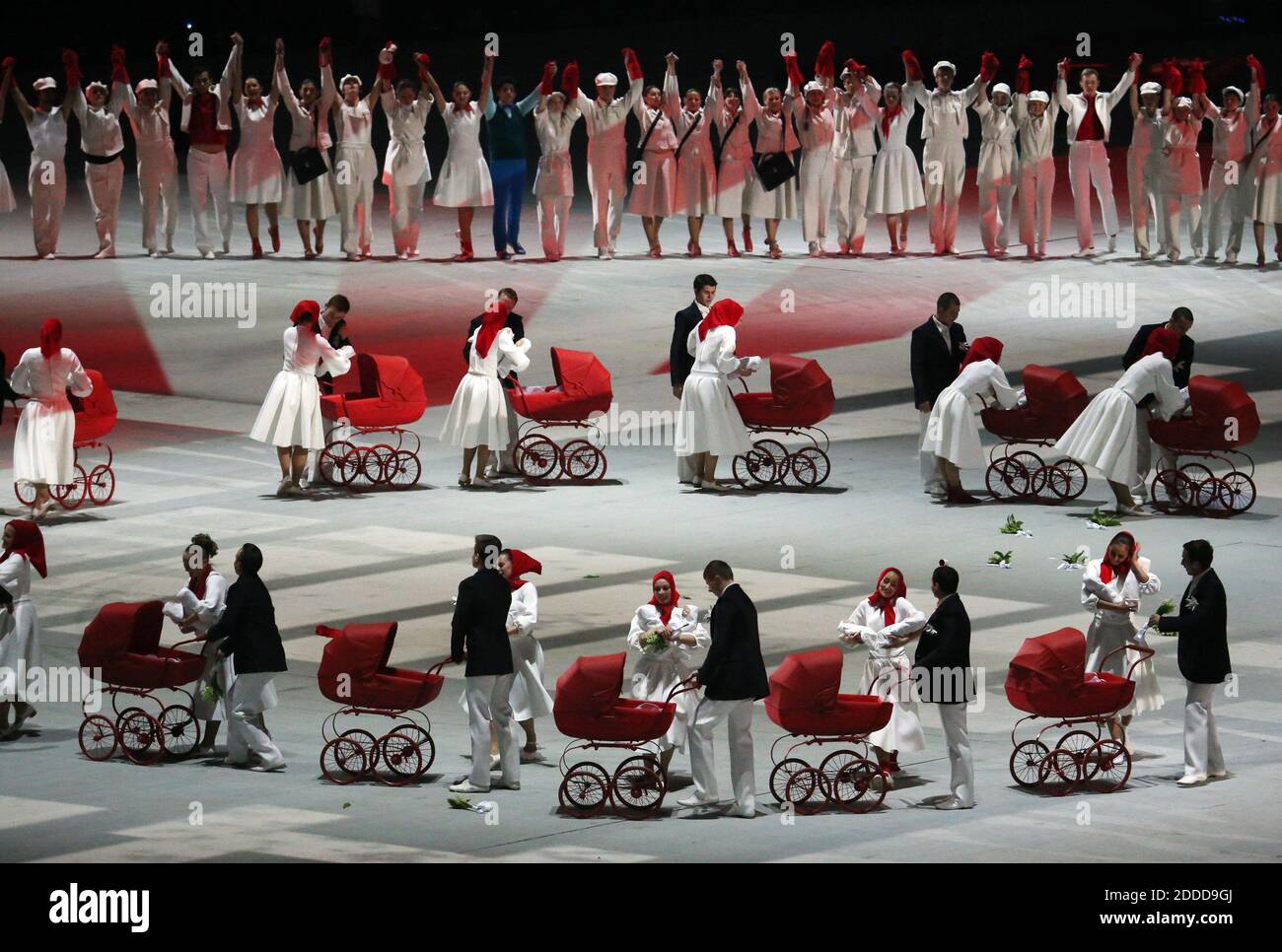 Russia opening ceremony olympics sochi hi-res stock photography and images  - Alamy