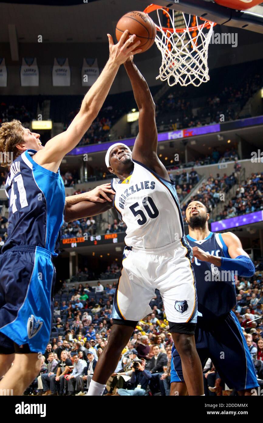 NO FILM, NO VIDEO, NO TV, NO DOCUMENTARY - The Memphis Grizzlies' Zach Randolph (50) battles for a rebound with the Dallas Mavericks Dirk Nowitzki, left, and Tyson Chandler at FedExForum in Memphis, TN, USA on December 9, 2014. The Grizzlies won, 114-105. Photo by Nikki Boertman/The Commercial Appeal/TNS/ABACAPRESS.COM Stock Photo