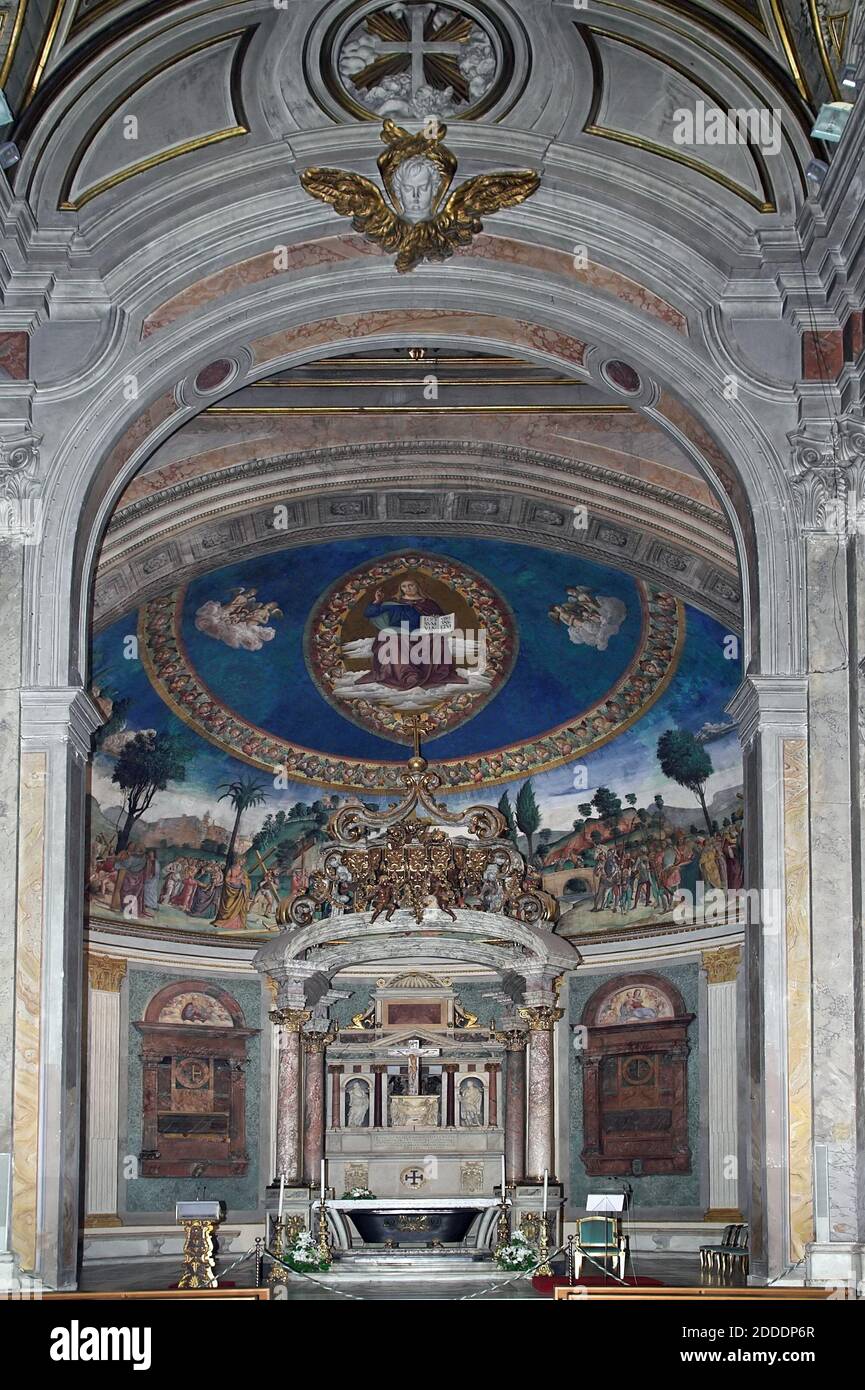 Roma, Rom, Italy, Italien; Basilica of the Holy Cross in Jerusalem - interior; Santa Croce in Gerusalemme; Bazylika Świętego Krzyża z Jerozolimy Stock Photo