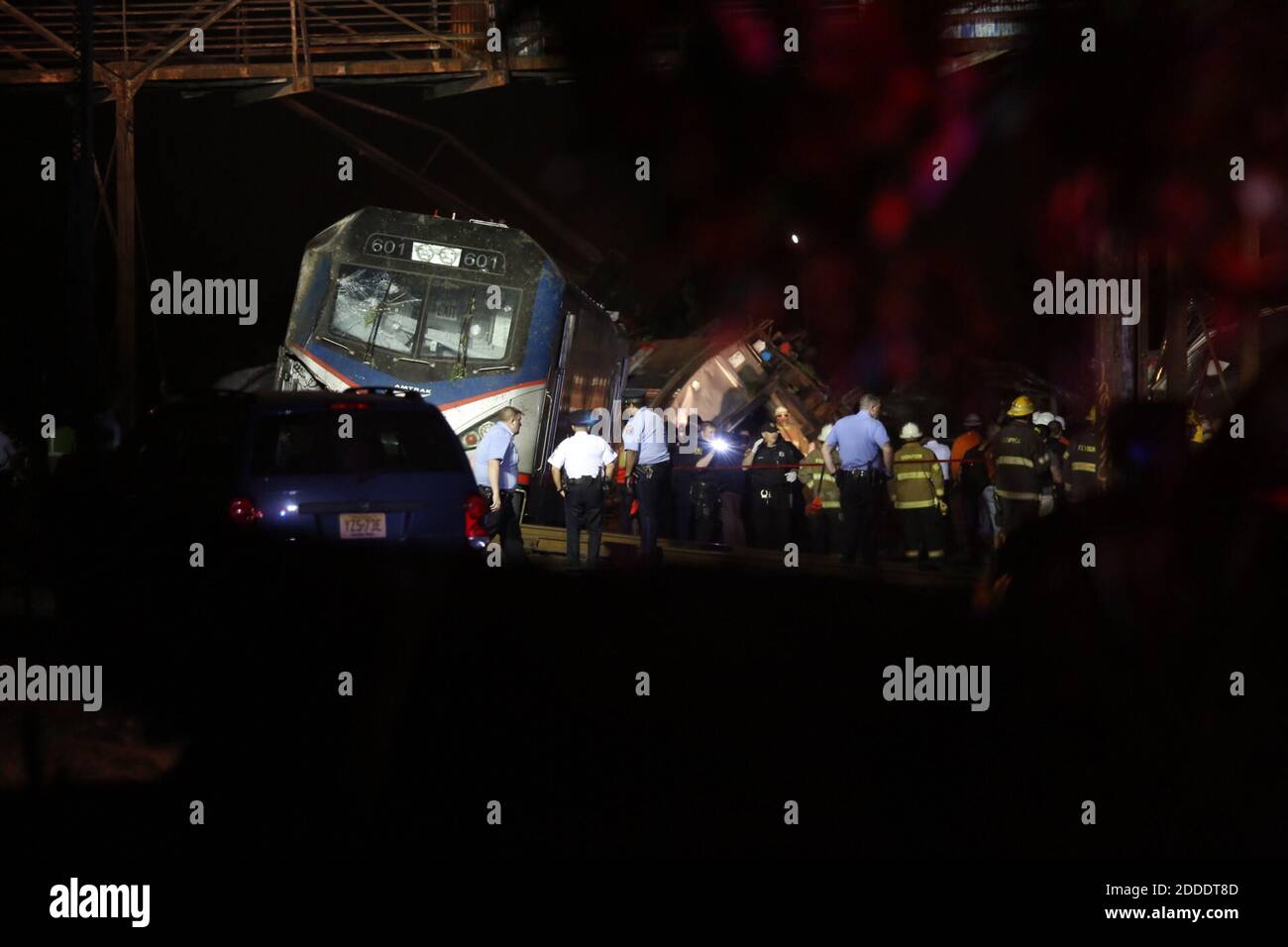 NO FILM, NO VIDEO, NO TV, NO DOCUMENTARY - Multiple injuries are reported during an Amtrak crash of a northbound train in Port Richmond on Tuesday, May 12, 2015, in Philadelphia, PA, USA. Photo by Elizabeth Robertson/Philadelphia Inquirer/TNS/ABACAPRESS.COM Stock Photo
