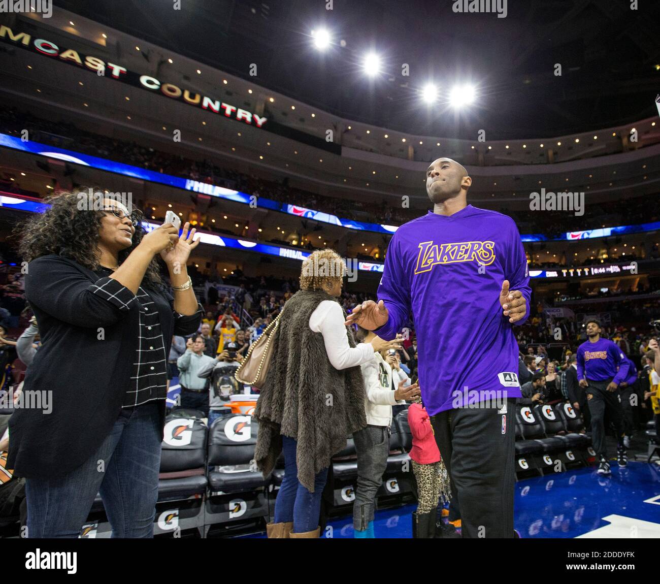 NO FILM, NO VIDEO, NO TV, NO DOCUMENTARY - The Los Angeles Lakers' Kobe Bryant runs out onto the court for warm-ups at the Wells Fargo Center in Philadelphia, PA, USA on Tuesday, December 1, 2015, prior to the final game in his hometown after announcing he will retire at the end of the season. Photo by Charles Fox/Philadelphia Inquirer/TNS/ABACAPRESS.COM Stock Photo