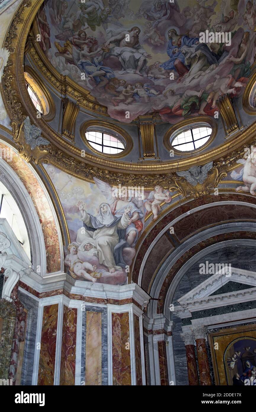 Roma, Rom, Italy, Italien; The Basilica of Saint Sabina; Santa Sabina all’Aventino; Chapel of Saint Catherine of Siena. Frescoes by Giovanni Odazzi Stock Photo