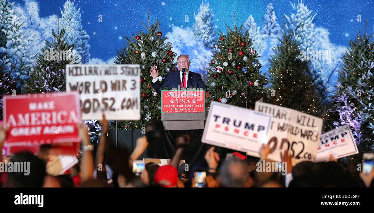Trump Rally Backdrop Film themed backdrop hi-res stock photography and images - Alamy