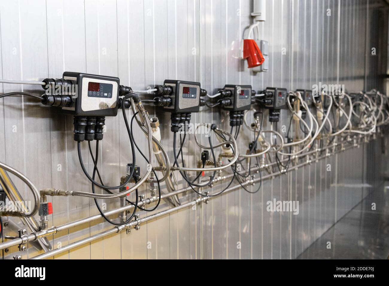 Modern wine technology, wine cooling device, modern wine production