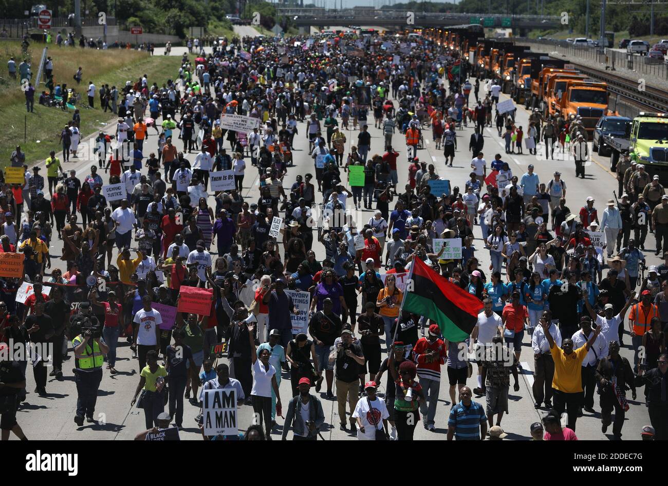 NO FILM, NO VIDEO, NO TV, NO DOCUMENTARY - Thousands of protesters walk north on the Dan Ryan Expressway in Chicago, IL, USA after blocking the transportation artery in an anti-violence march on Saturday, July 7, 2018. Photo by Abel Uribe/Chicago Tribune/TNS/ABACAPRESS.COM Stock Photo