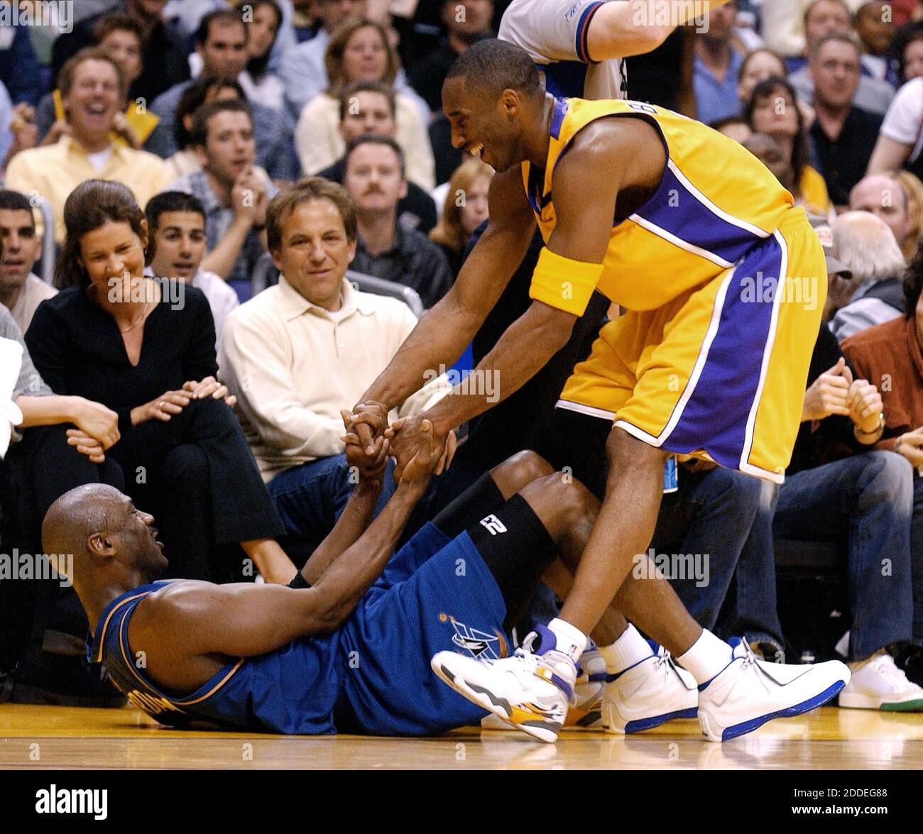 Kobe bryant michael jordan hi-res stock photography and images - Alamy