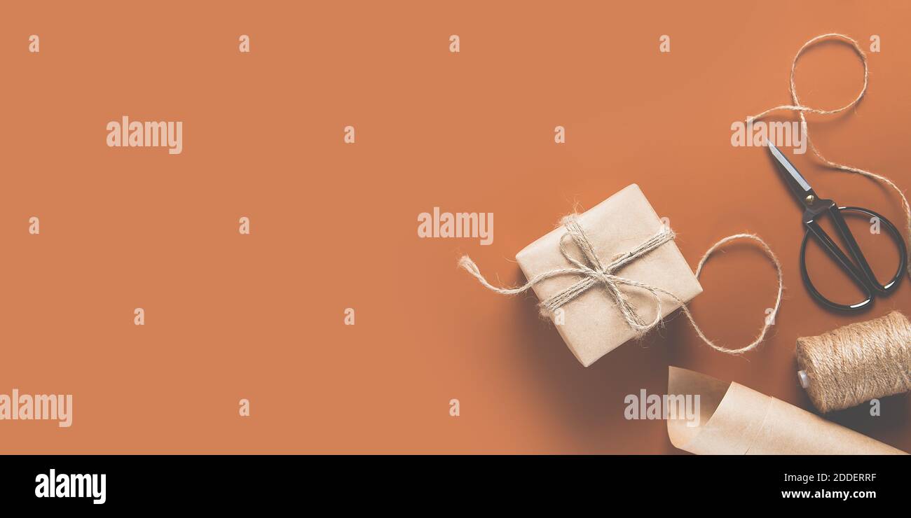 Simple holiday craft hires stock photography and images Alamy