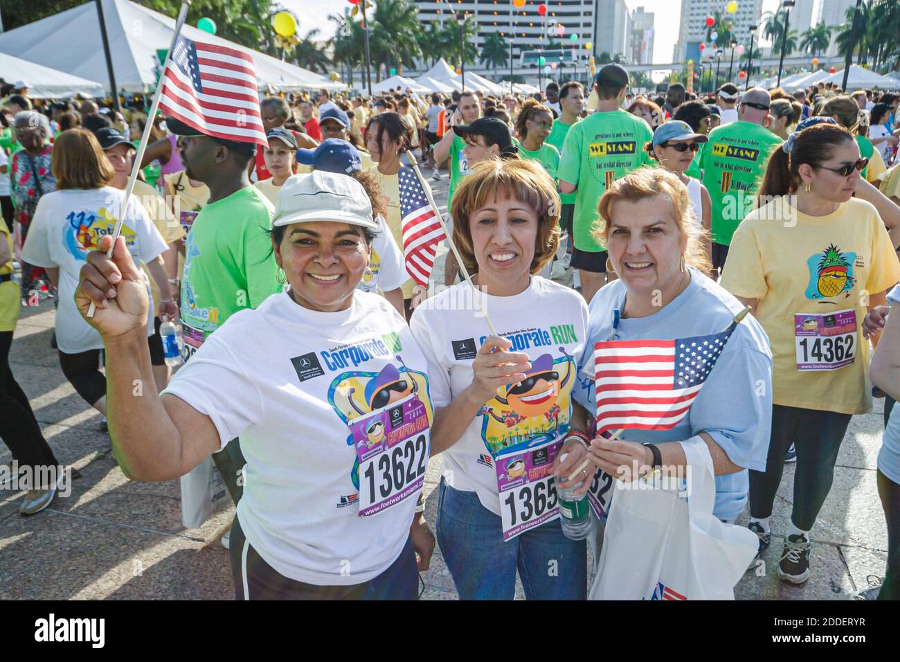 Miami Florida,Bayfront Park Biscayne Boulevard,South Florida Corporate Run charity Leukemia & Lymphoma Society,participants Hispanic woman female wome Stock Photo