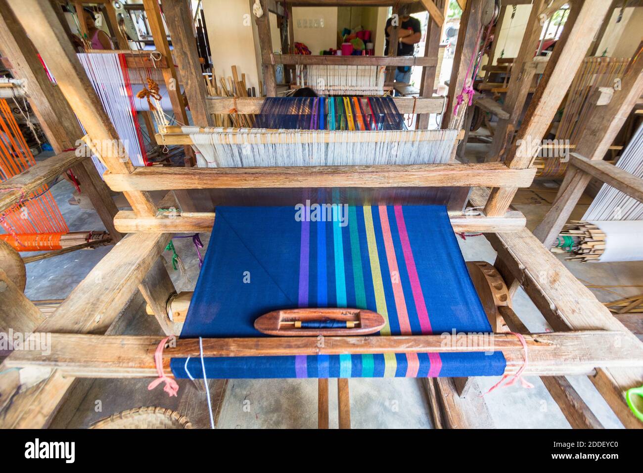 Traditional loom weaving in Abra, Philippines Stock Photo Alamy