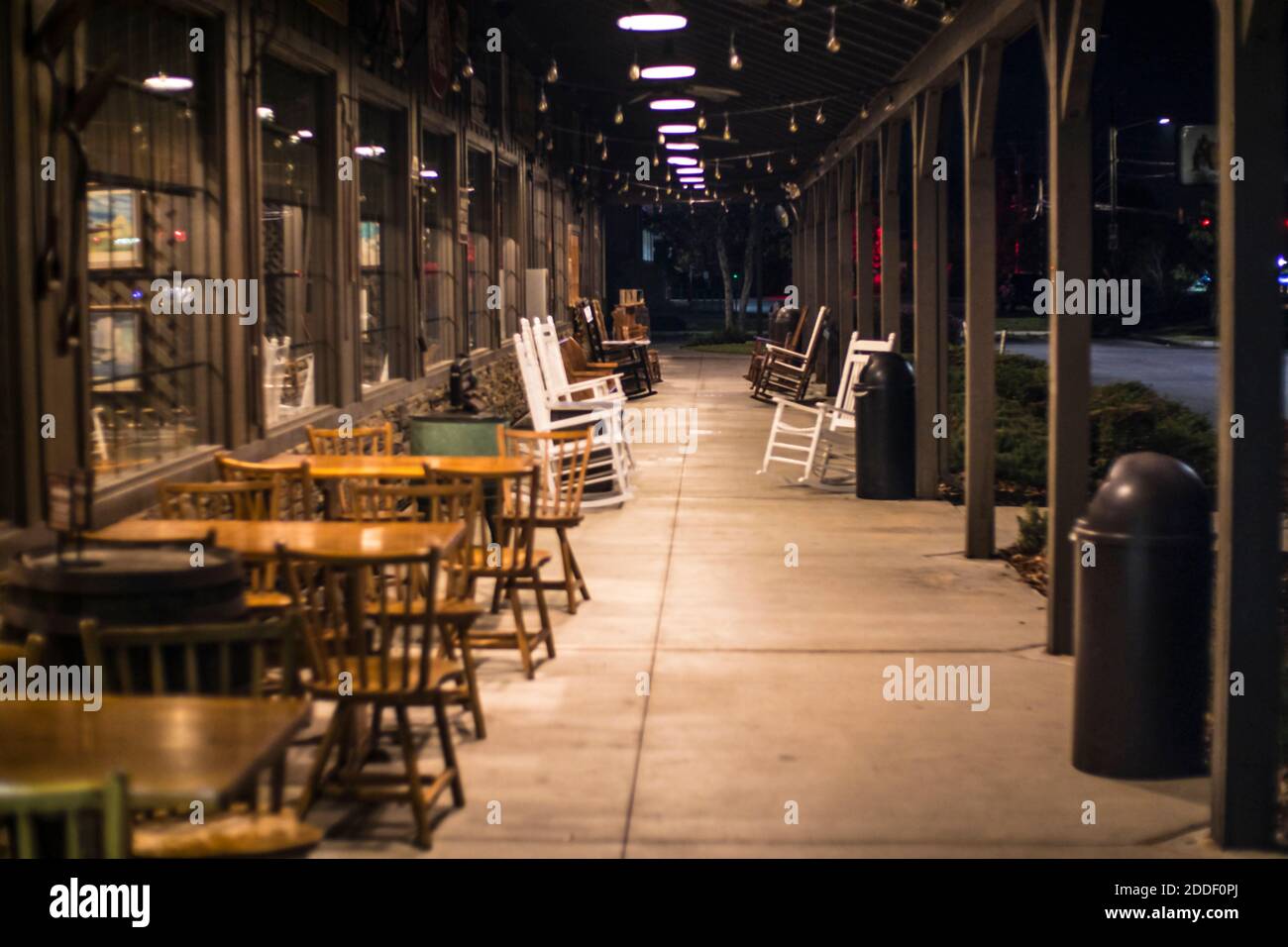 Augusta, Ga USA 11 22 20 Cracker Barrel Restaurant at night side