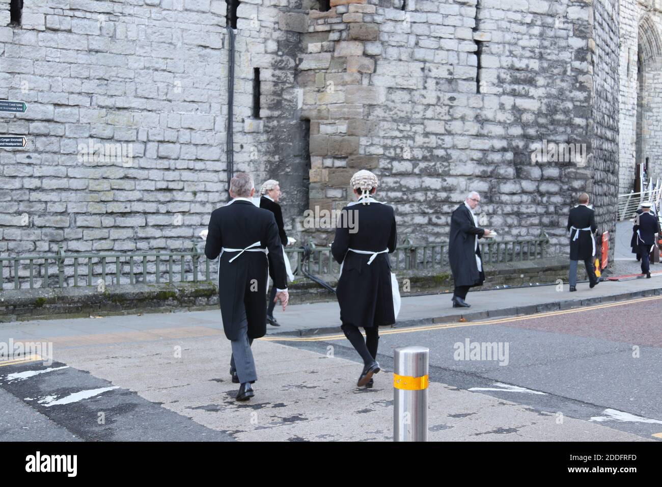 Caernarfon North Wales. Netflix the crown filming at Caernarfon castle North Wales Credit : Mike Clarke / Alamy Stock Photos Stock Photo