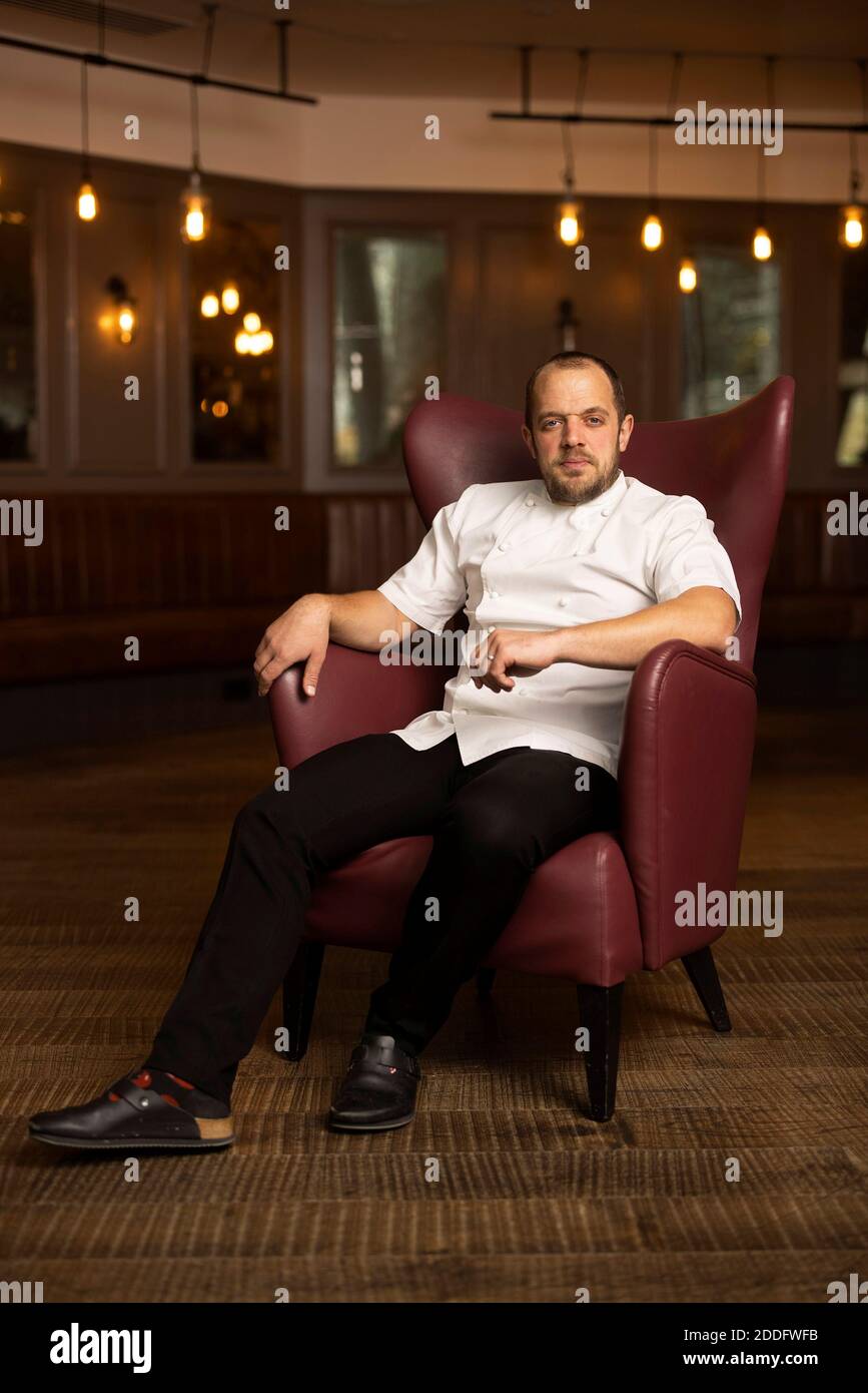 James knappett chef hires stock photography and images Alamy